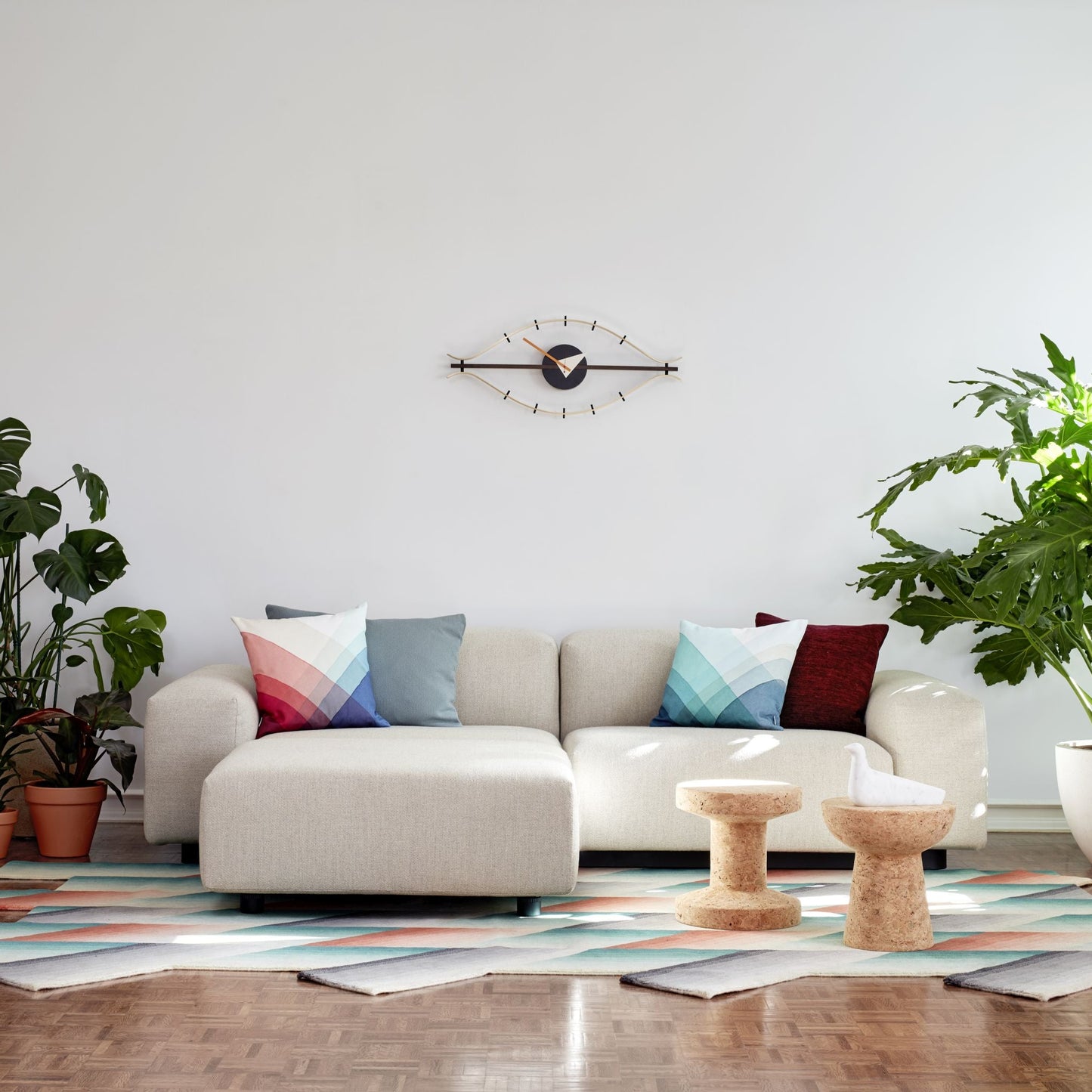 Vitra Herringbone Pillows Raw-Edges Zierkissen 40 x 40 cm mit Farbverlauf