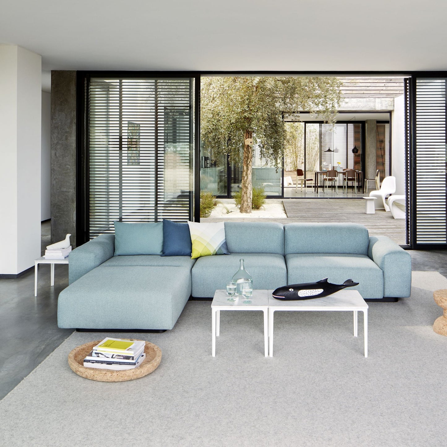 Vitra Herringbone Pillows Raw-Edges Zierkissen 40 x 40 cm mit Farbverlauf