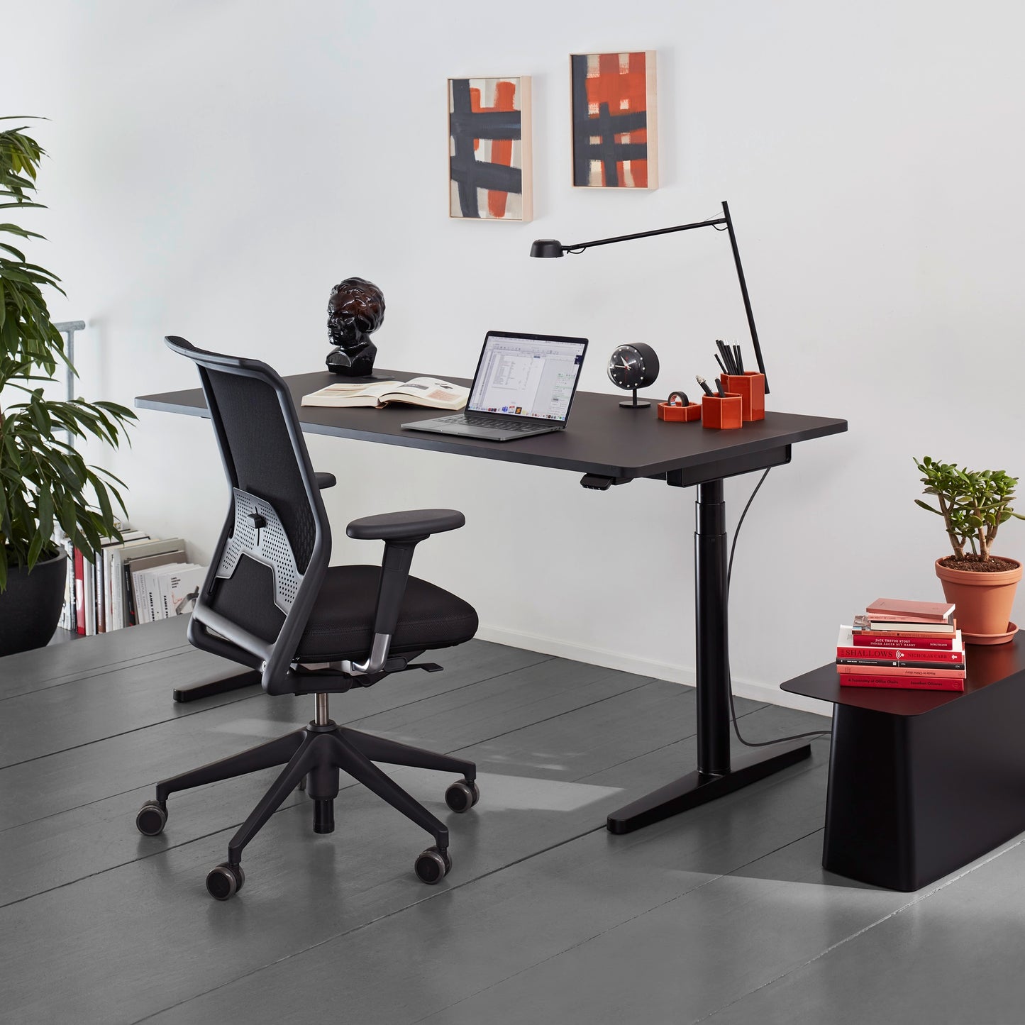 Vitra ID Mesh Bürostuhl mit Netzrücken Diamond Mesh Sitzbezug Plano