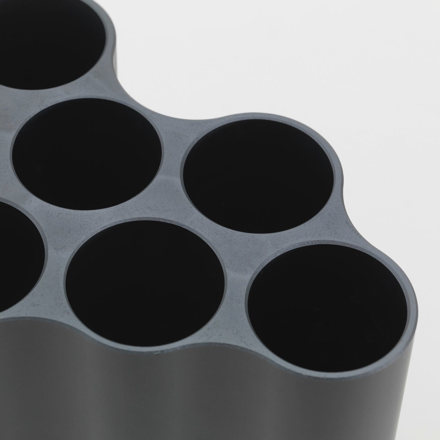 Vitra Nuage Vase métallique medium – Designvase mit skulpturalem Charakter