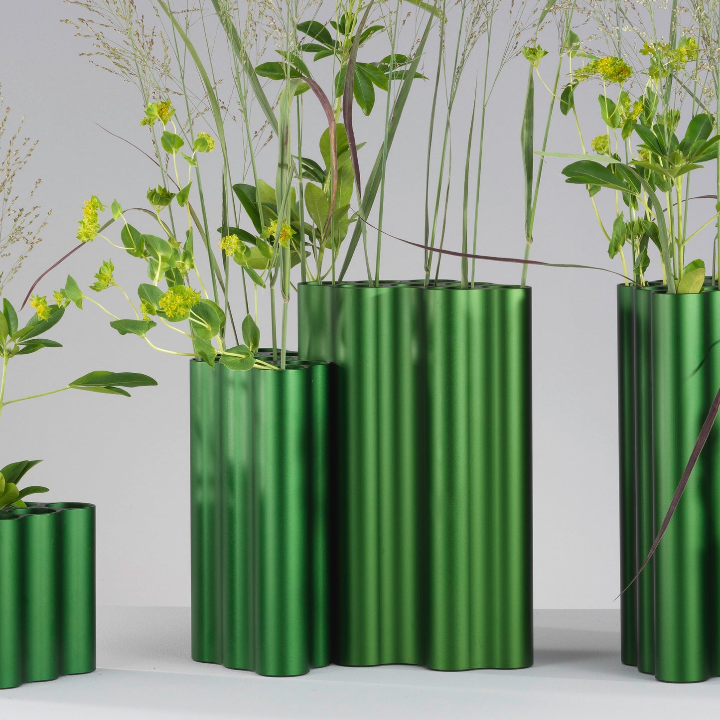 Vitra Nuage Vase métallique large – Designvase mit skulpturalem Charakter
