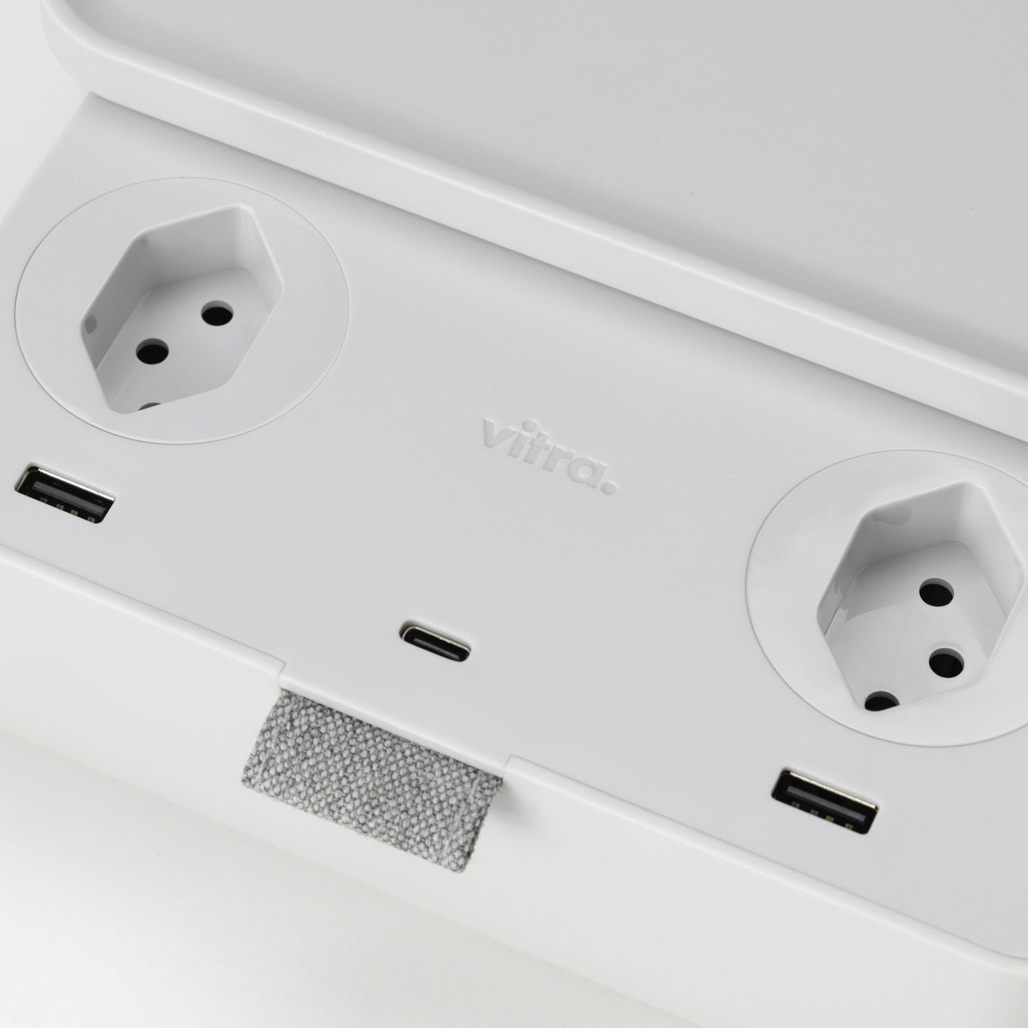 Vitra Ampi – Wireless-Charger Ladegerät und Kabelmanagement