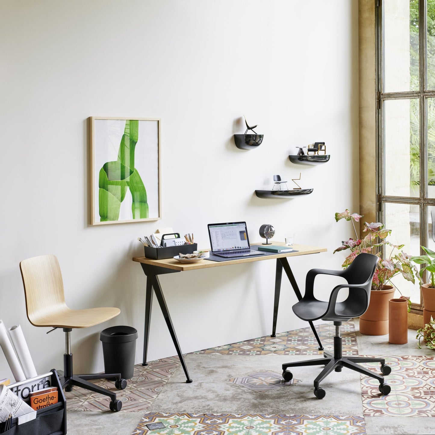 Vitra Happy Bin L Papierkorb groß rund mit abnehmbarem Ring