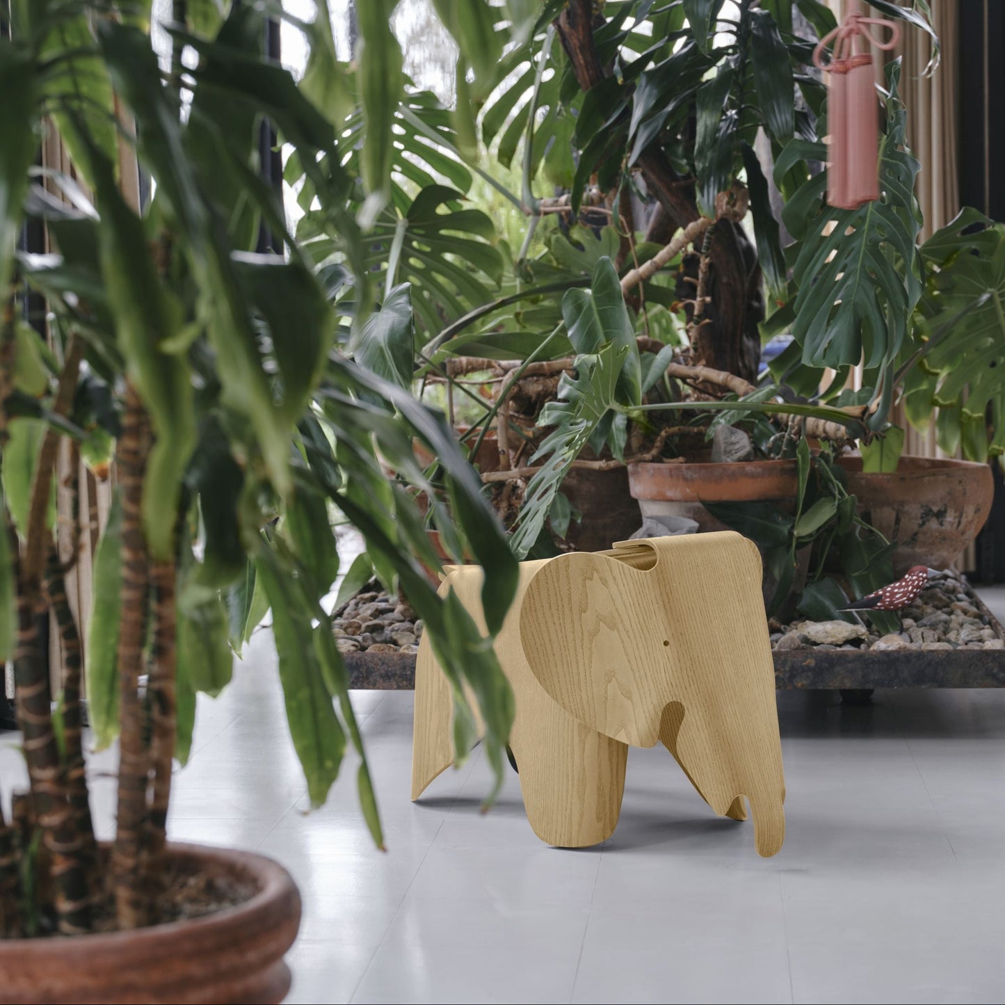 Eames Elephant Plywood Echtholz Hocker Sitzobjekt Nussbaum / Kastanie