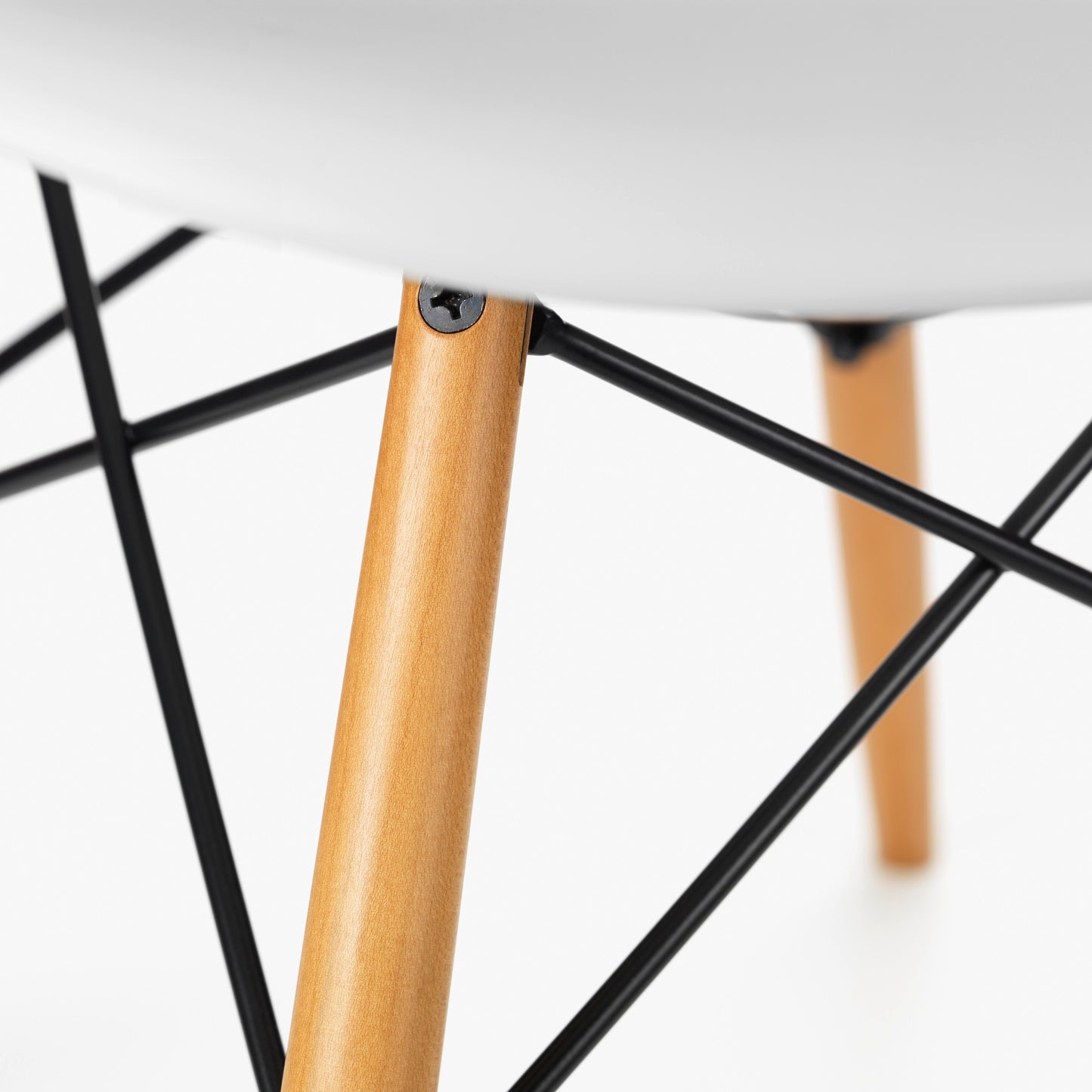 Vitra Eames Plastic Side Chair DSW Stuhl weiß, Gestell: Ahorn gelblich