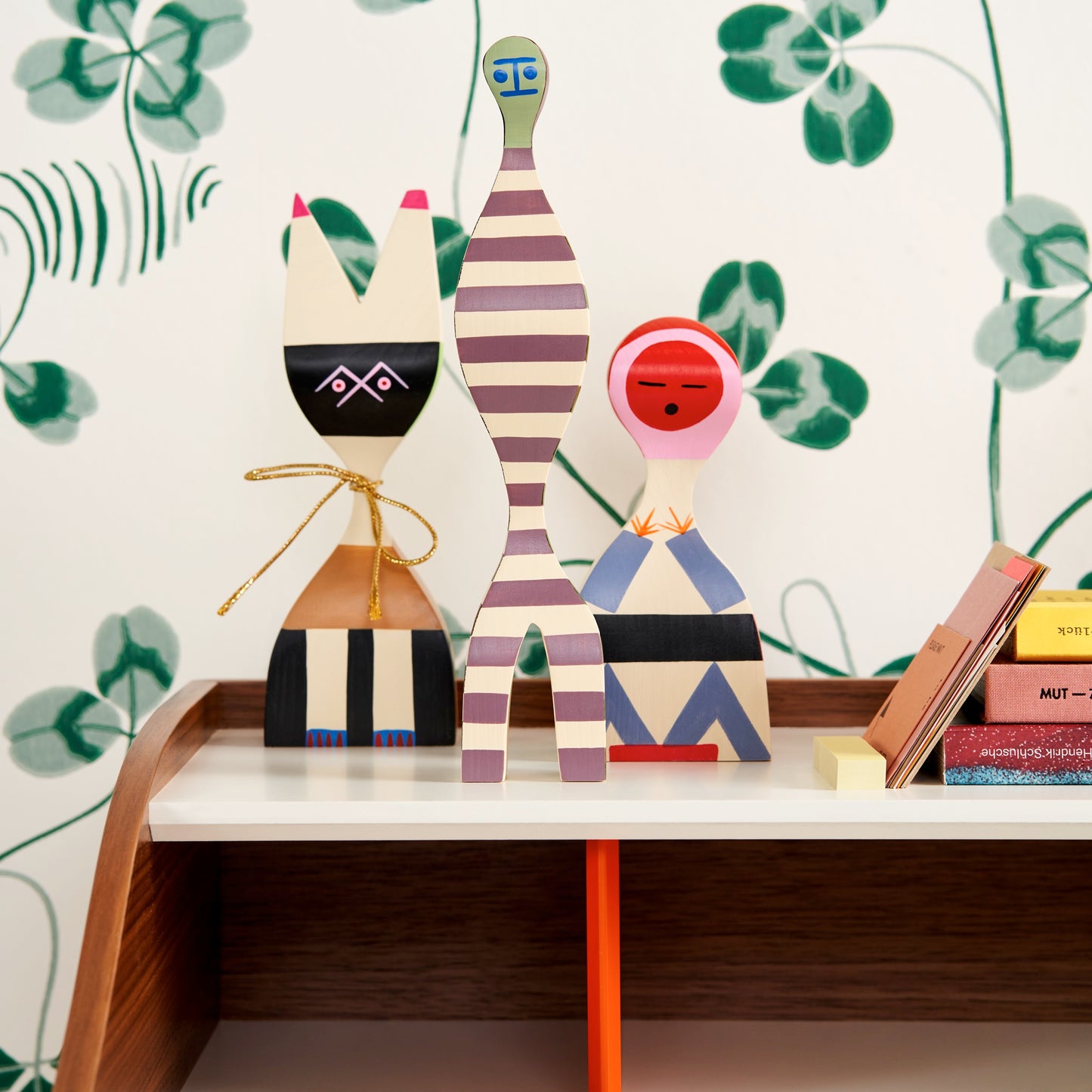 Vitra Wooden Dolls No. 18 exklusive limitierte Holzfigur bunt bemalt