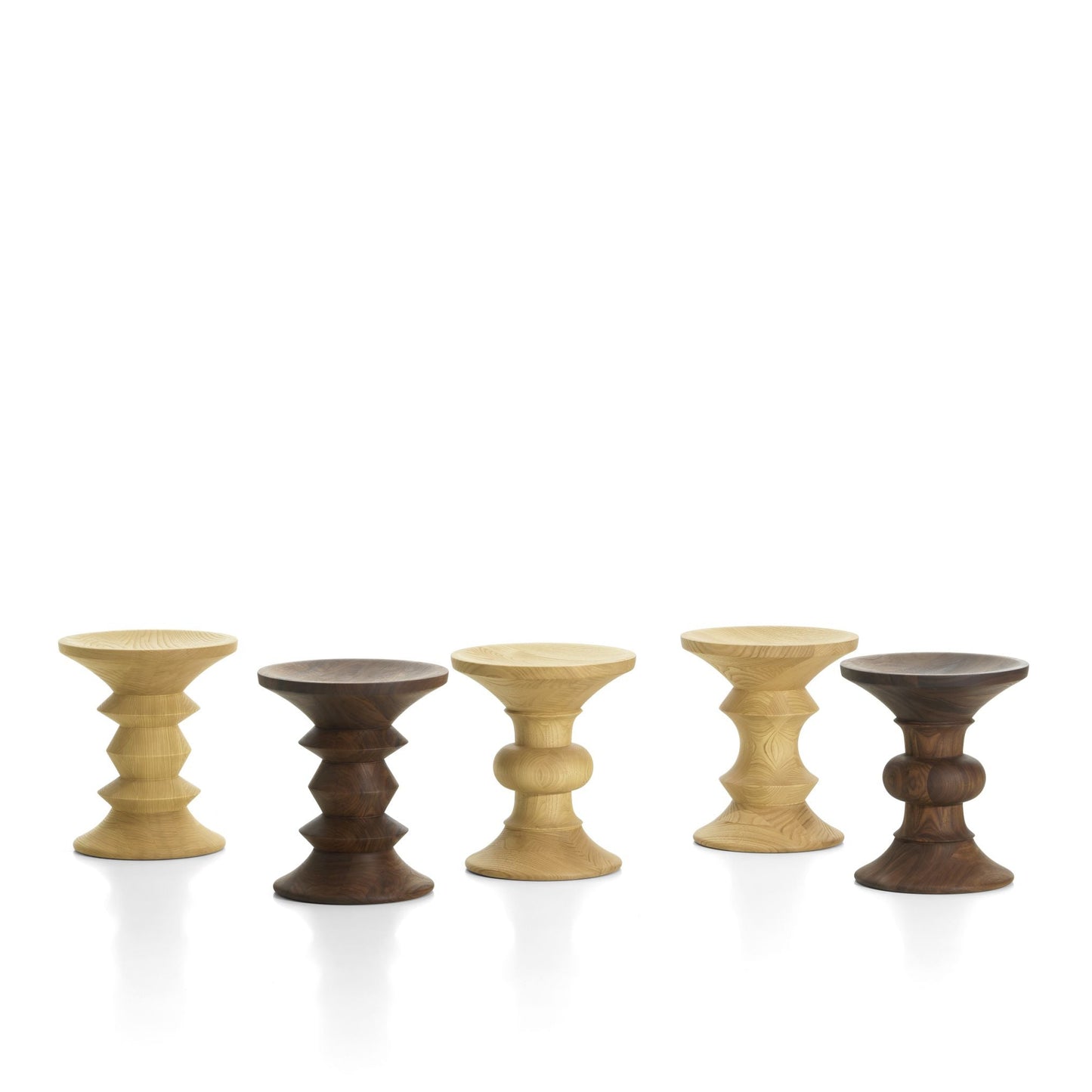 Vitra Stools von Charles & Ray Eames Hocker Beistelltisch Skulptur