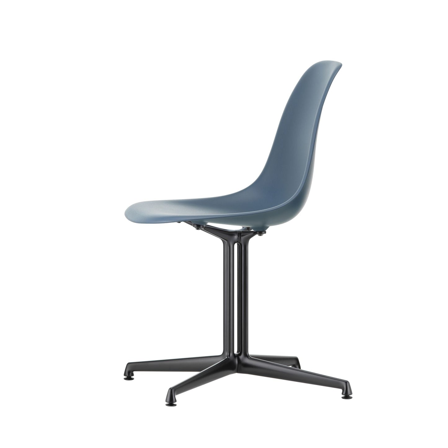 Vitra Eames Plastic Side Chair DSL RE Kunststoff recycelt La Fonda Base