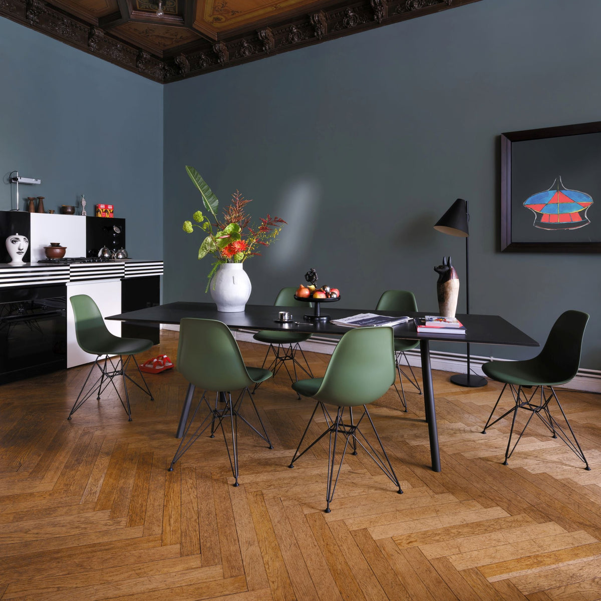 Vitra Eames Plastic Side Chair DSR RE Kunststoff Stuhl Eiffelturm-Gestell