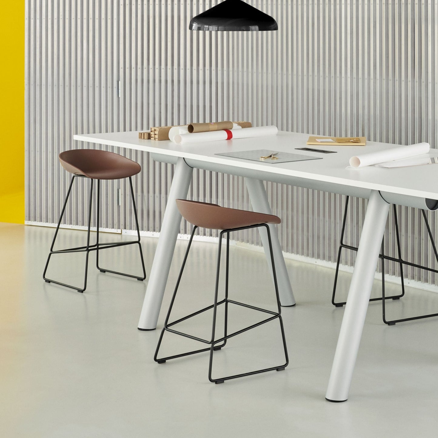 HAY About a Stool AAS 38 Barhocker Sitz Kunststoff recycelt Gestell Stahl