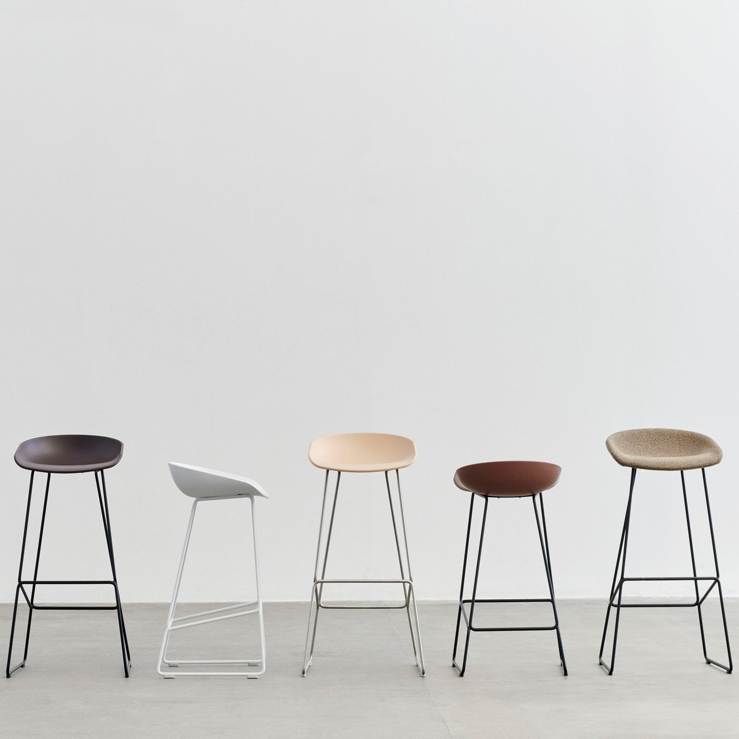 HAY About a Stool AAS 38 Barhocker Sitz Kunststoff recycelt Gestell Stahl