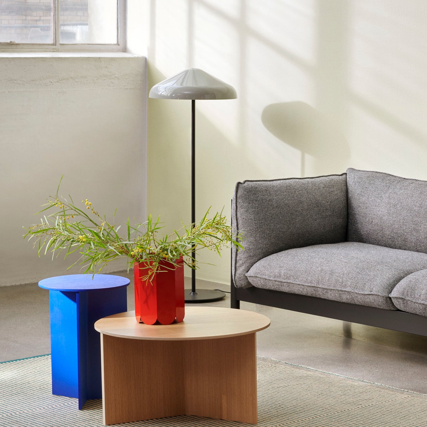 HAY Pao Steel Floor Lamp Stehleuchte Stahl pulverbeschichtet grau