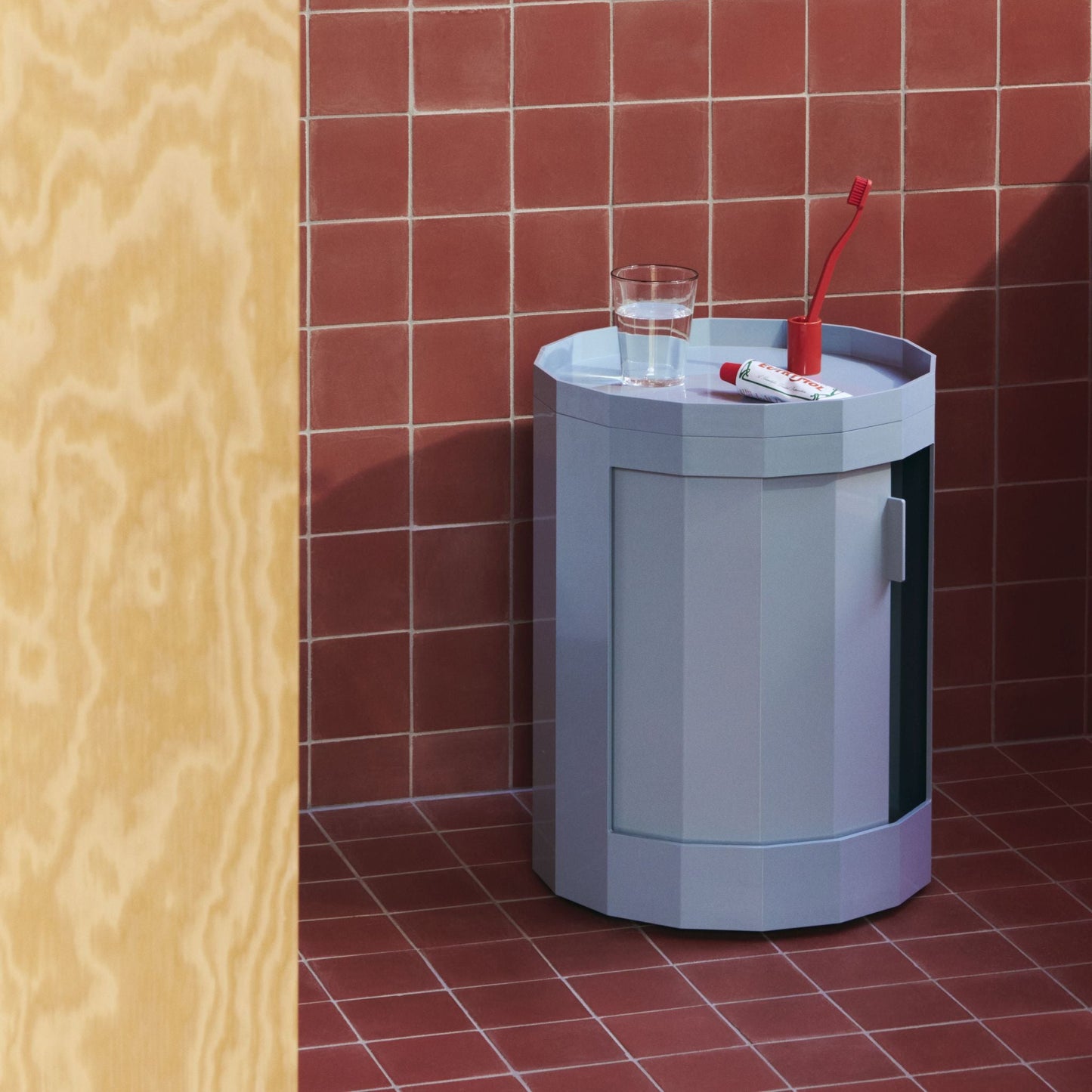 Hay Facet Cabinet low Schränkchen niedrig Kunststoff rund Füße & Rollen