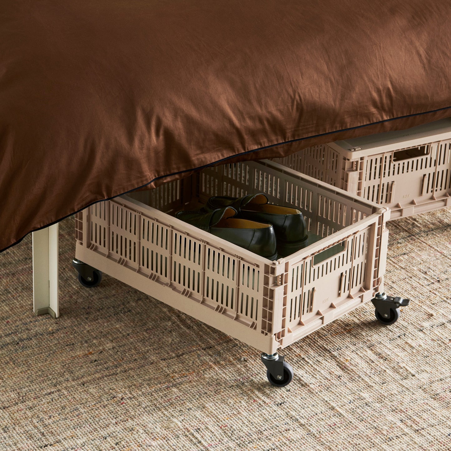 HAY Color Crate Wheels - Rollen (4er Set) gebremst für Klapp-Box M medium