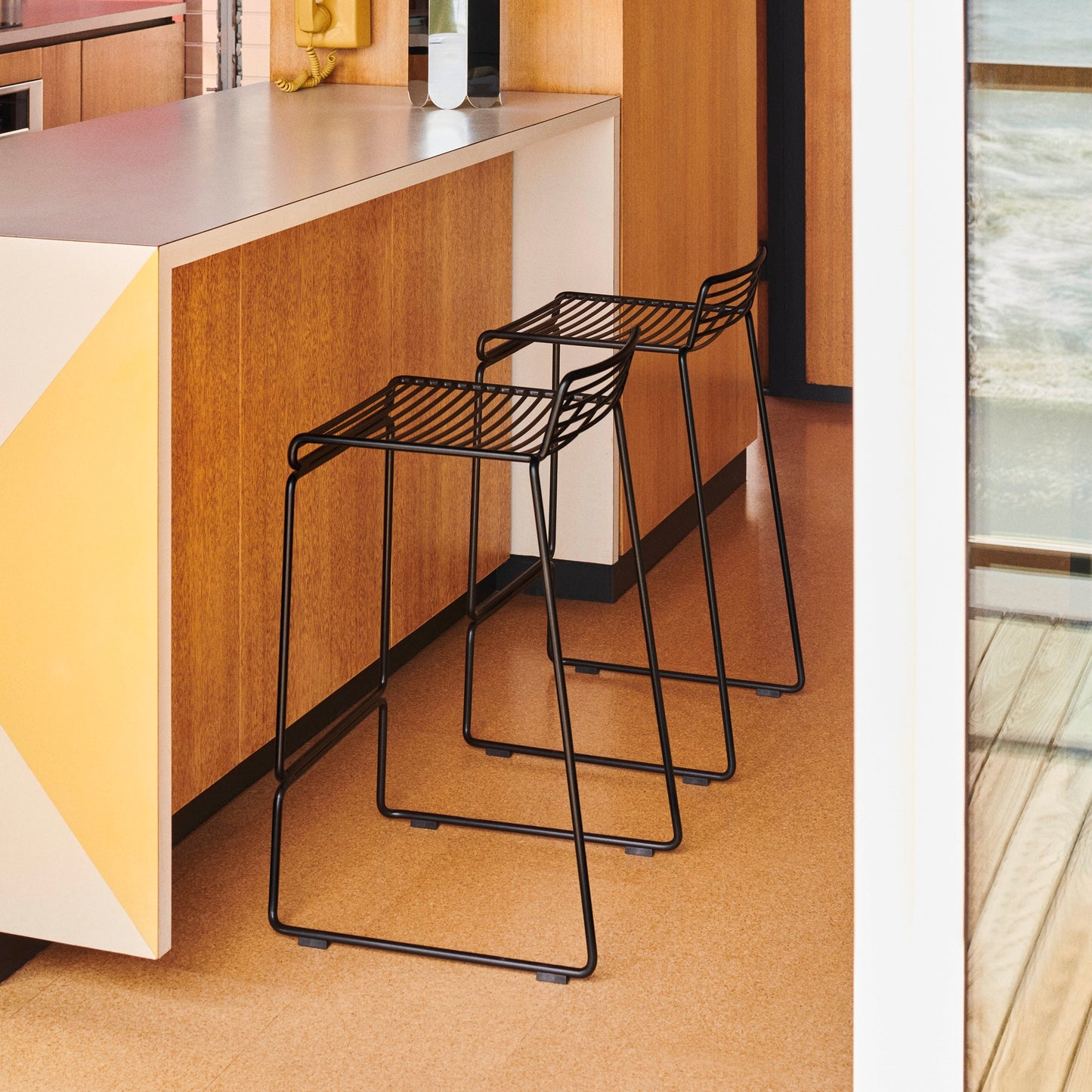 Hay Hee Bar Stool Barhocker Stahl In- & Outdoor 2er Set stapelbar