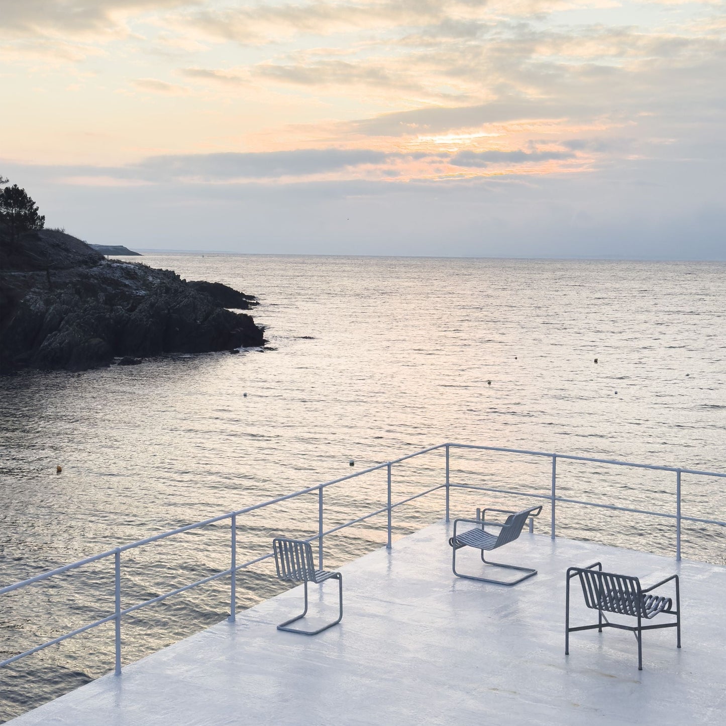 HAY Palissade Cantilever Chairs Outdoor-Stuhl Freischwinger