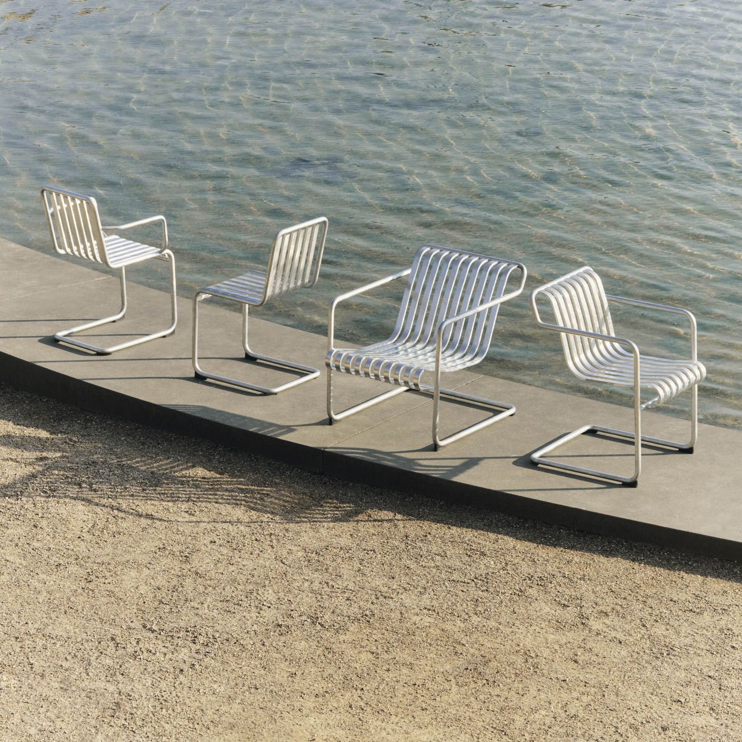 HAY Palissade Cantilever Chairs Outdoor-Stuhl Freischwinger