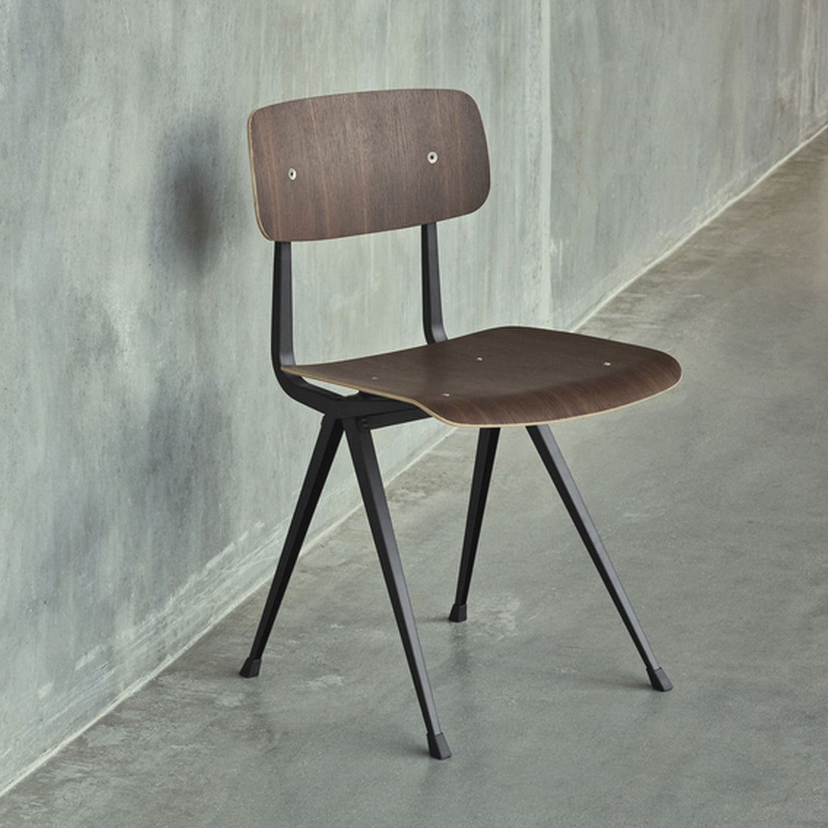 Hay Result Chair 4-Fuß-Stuhl Sitz & Rücken Sperrholz Eiche Stahlgestell ...