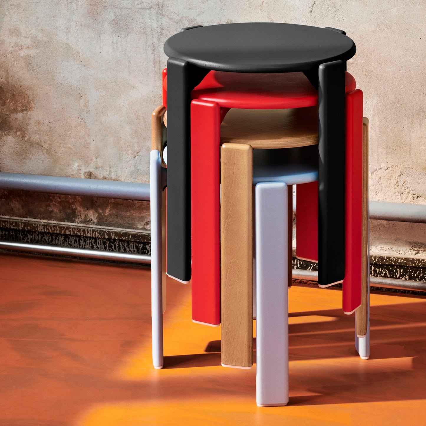 HAY Rey Stool Hocker Buche stapelbar wasserbasiert lackiert