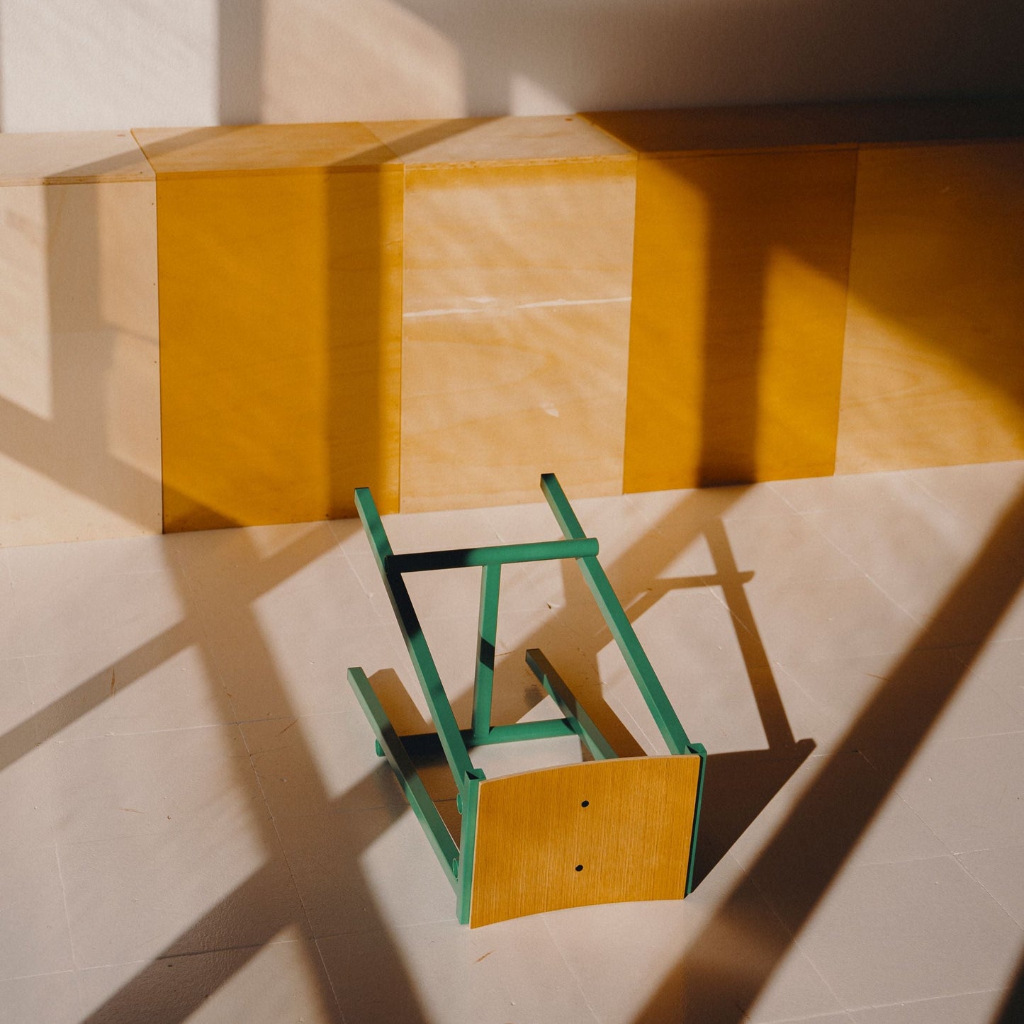 Hay Taburete 8 Barhocker – Eichenfurnier-Sitz und Stahlgestell