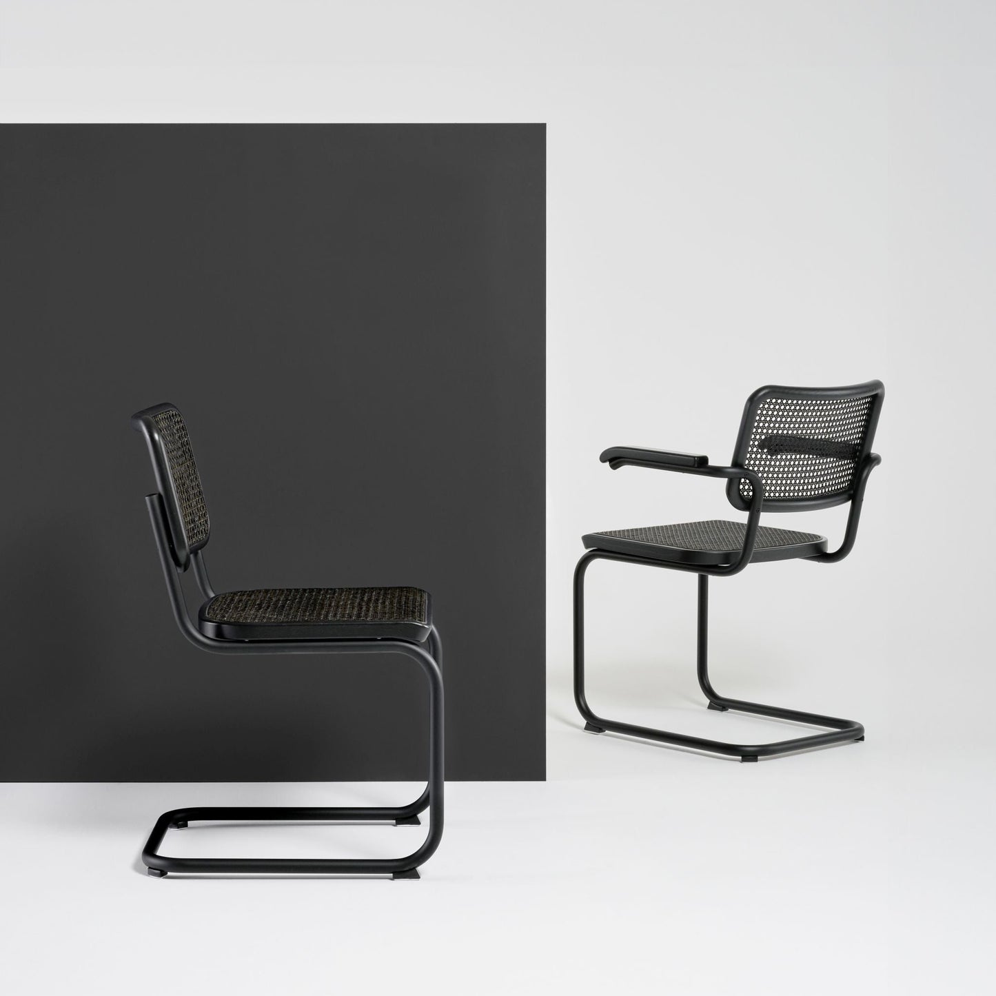 Thonet S 32 V & S 64 V Freischwinger Stuhl Edition Herkner DARK MELANGE