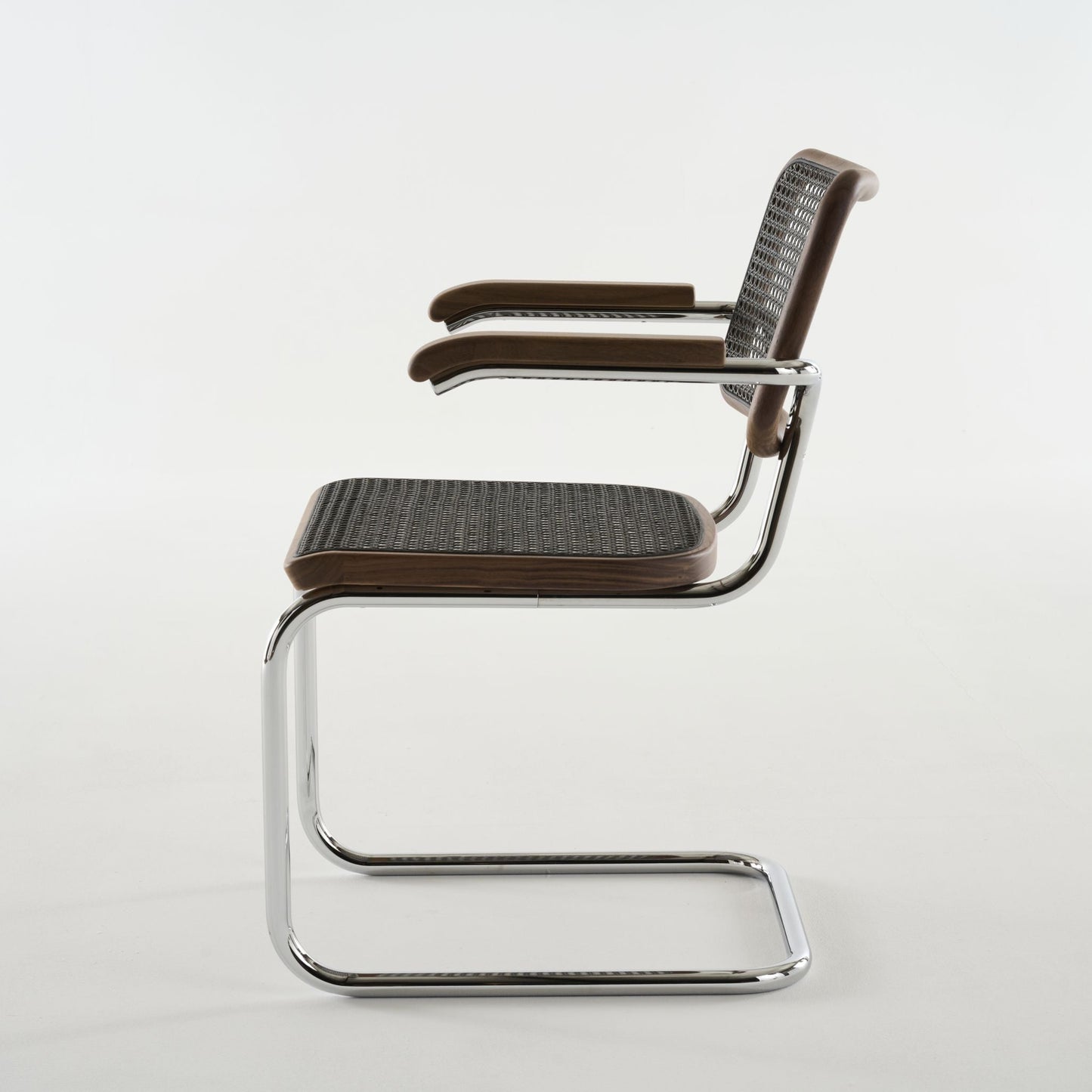 Thonet S 64 V Freischwinger Stuhl mit Armlehnen Sitz & Rücken Rohrgeflecht