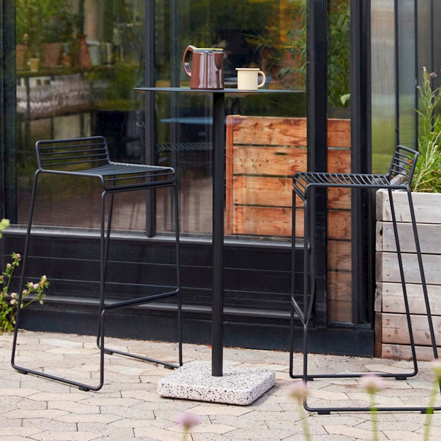 Hay Hee Bar Stool Barhocker Stahl In- & Outdoor 2er Set stapelbar