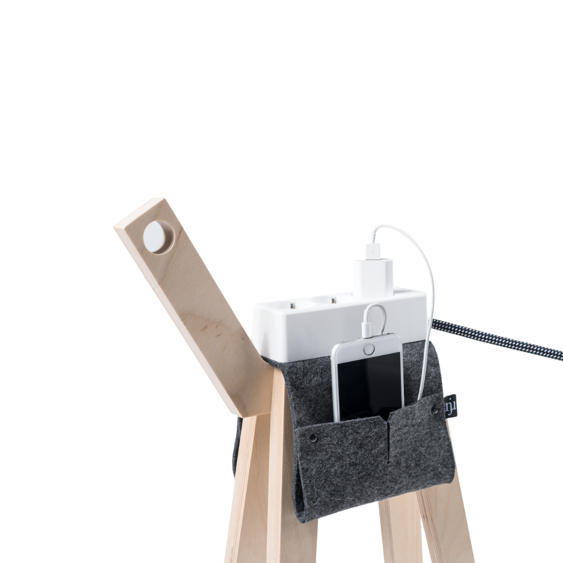 Njustudio Stromer 3fach Steckdose weiß Strommöbel in Pferdeform